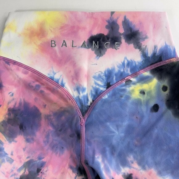 Balance Athletica The Cloud Rider Biker Short Logo Thunderstorm Tie Dye XXS New - Picture 3 of 12